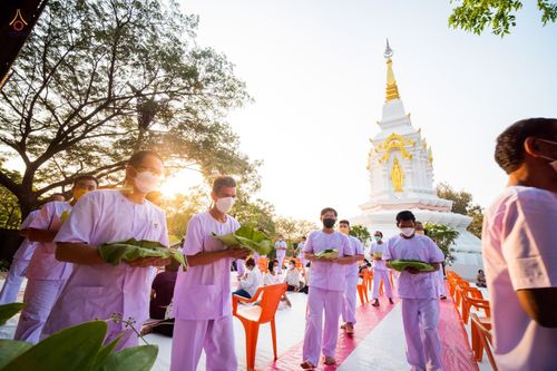 ภาพ No.43631:พิธีตัดปอยผมธรรมทายาท ณ เมืองโบราณ จ.สมุทรปราการ