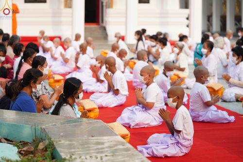 ภาพ No.44696:ประมวลภาพพิธีบรรพชา ในโครงการบรรพชาสามเณรฟื้นฟูพระพุทธศาสนาทั่วไทย ณ วัดสองพี่น้อง