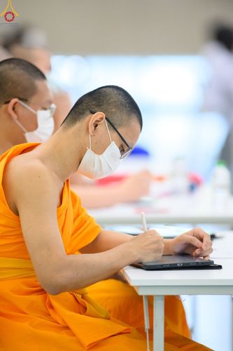 ภาพ No.46645:ประมวลภาพโครงการอบรมครูสอนบาลี ณ โรงเรียนพระปริยัติธรรม วัดพระธรรมกาย