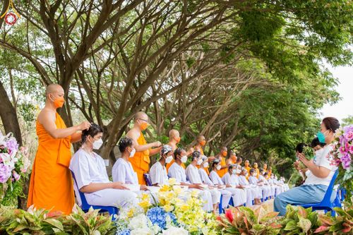 ภาพ No.43894:ประมวลภาพพิธีปลงผมธรรมทายาท โครงการบรรพชาสามเณรฟื้นฟูพระพุทธศาสนาทั่วไทย ณ ศูนย์อบรมเยาวชนนครปฐม