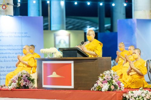 ภาพ No.49076:ประมวลภาพพิธีจุดประทีป  ในวันสมาธิโลก (วันเสาร์ที่ 6 สิงหาคม พ.ศ. 2565)