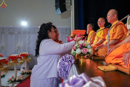 ภาพ No.54181:ประมวลภาพพิธีทอดกฐินบรมจักรพรรดิ ณ วัดพระธรรมกายนอร์เวย์ (วันที่ 16 ตุลาคม พ.ศ. 2565)