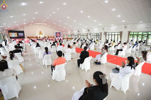 ภาพ No.43727:ประมวลภาพพิธีมอบโล่และใบประกาศเกียรติคุณ โครงการเจริญพุทธมนต์ บทธัมมจักกัปปวัตตนสูตร โรงเรียนที่มีผลการดำเนินกิจกรรมดีเด่น จังหวัดสระบุรี