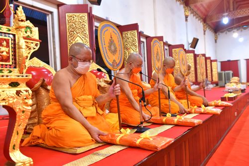 ภาพ No.49685:ประมวลภาพพิธีบำเพ็ญกุศลสวดพระอภิธรรมศพอุทิศถวายพระเดชพระคุณพระเทพวรเวที (บุญศรี ปุญฺญสิริ ป.ธ.4) 