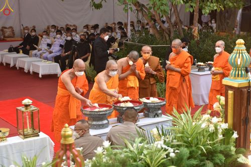 ภาพ No.51883:พิธีพระราชทานเพลิงศพพระเทพวรเวที (บุญศรี ปุญฺญสิริ น.ธ.เอก, ป.ธ.๔) อดีตผู้ช่วยเจ้าอาวาสวัดปากน้ำ 