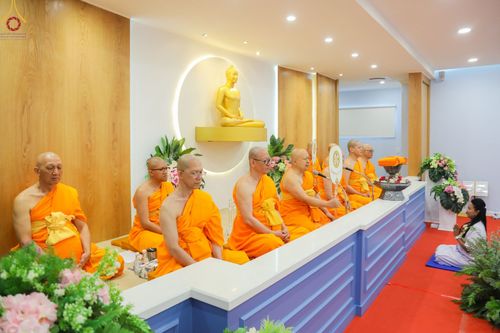 ภาพ No.55705:ประมวลภาพพิธีทอดกฐินสามัคคี ณ วัดพุทธเคปทาวน์ ​สาธารณรัฐ​แอฟริกาใต้​  (วันที่ 23 ตุลาคม พ.ศ. 2565)