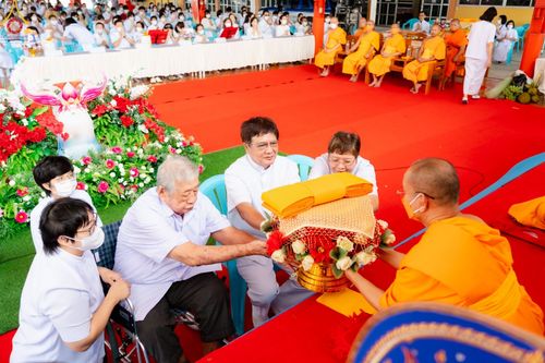 ภาพ No.52953:ประมวลภาพพิธีทอดกฐินสามัคคี ณ วัดมงคลพุกกราม จ.ปทุมธานี  (วันที่ 15 ตุลาคม พ.ศ. 2565)