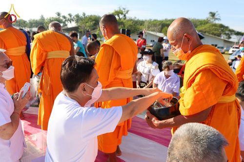 ภาพ No.50734:ประมวลภาพพิธีบุพเปตพลีนานาชาติ ปีที่ 9 ณ ศูนย์ปฏิบัติธรรมภาคใต้ อ.บางกล่ำ จ.สงขลา