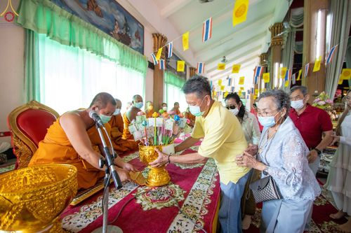 ภาพ No.57327:ประมวลภาพพิธีทอดกฐินสามัคคี ณ วัดขุมแก้ว จ.ปทุมธานี (วันที่ 29 ตุลาคม พ.ศ. 2565)