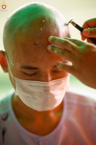 ภาพ No.47321:ประมวลภาพพิธีปลงผม ในโครงการบรรพชาอุปสมบทหมู่ ภาคฤดูฝน 2565