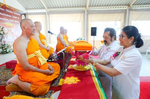 ภาพ No.53819:ประมวลภาพพิธีทอดกฐินสามัคคี ณ วัดพระธรรมกายโจฮันเนสเบิร์ก ประเทศ​แอฟริกาใต้ (วันที่ 16 ตุลาคม พ.ศ. 2565)