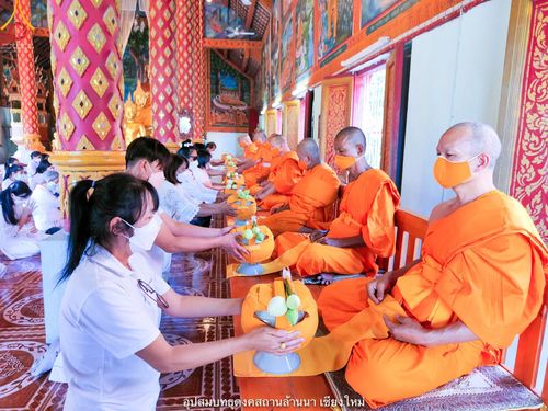 ภาพ No.40677:พิธีตัดปอยผม ปลงผม ขอขมารับผ้าไตรและพิธีบรรพชา ในโครงการอุปสมบท บูชาธรรมมหาปูชนียาจารย์ ประจำปี 2564 ชุดที่ 15