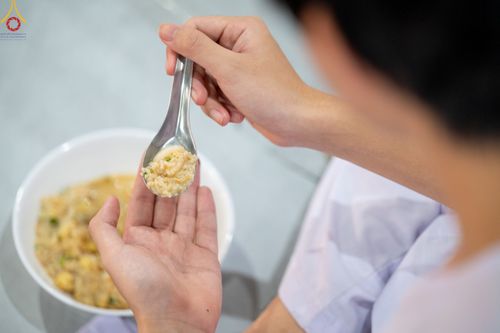 ภาพ No.47361:ประมวลภาพกิจวัตร-กิจกรรม ธรรมทายาท ในโครงการบรรพชาอุปสมบทหมู่ รุ่นเข้าพรรษา