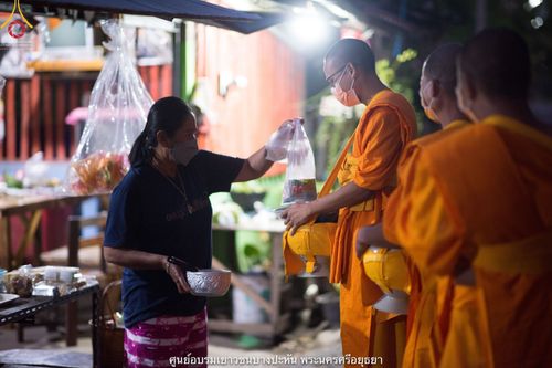 ภาพ No.42066:พิธีตัดปอยผม ปลงผม ขอขมารับผ้าไตรและพิธีบรรพชา ในโครงการอุปสมบท บูชาธรรมมหาปูชนียาจารย์ ประจำปี 2564 ชุดที่ 20