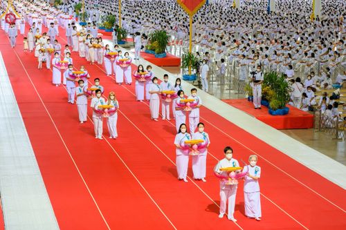 ภาพ No.46833:ประมวลภาพพิธีทอดผ้าป่าธรรมชัย ณ วัดพระธรรมกาย (5 มิถุนายน พ.ศ. 2565)