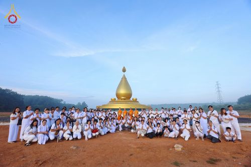 ภาพ No.50735:ประมวลภาพพิธีบุพเปตพลีนานาชาติ ปีที่ 9 ณ ศูนย์ปฏิบัติธรรมภาคใต้ อ.บางกล่ำ จ.สงขลา