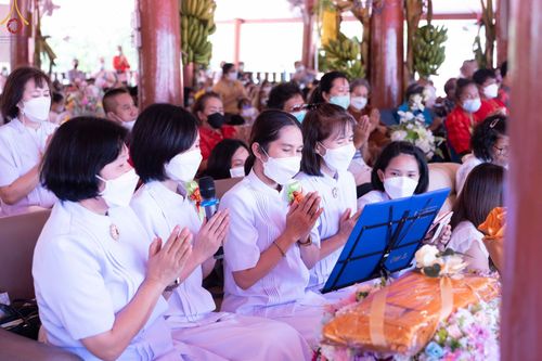 ภาพ No.56530:ประมวลภาพพิธีทอดกฐินสามัคคี ณ ณ วัดแสวงสามัคคีธรรม อ.คลองหลวง จ.ปทุมธานี