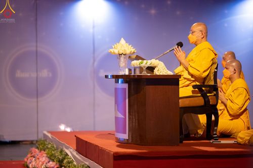 ภาพ No.41977:พิธีฉลองชัยสวดมนต์ บทธัมมจักกัปปวัตตนสูตร 4,000,002,565 จบ เพื่อเป็นสิริมงคลตอนรับศักราชใหม่