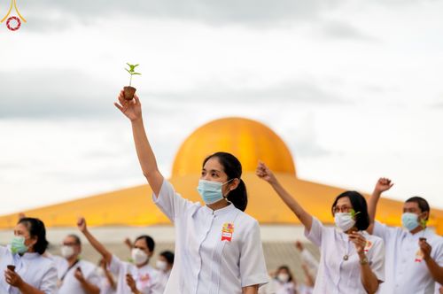 ภาพ No.52538:ประมวลภาพวันคล้ายวันเกิดครบรอบ 138 ปี พระมงคลเทพมุนี (สด จนฺทสโร) พระผู้ปราบมาร ชุดที่ 2