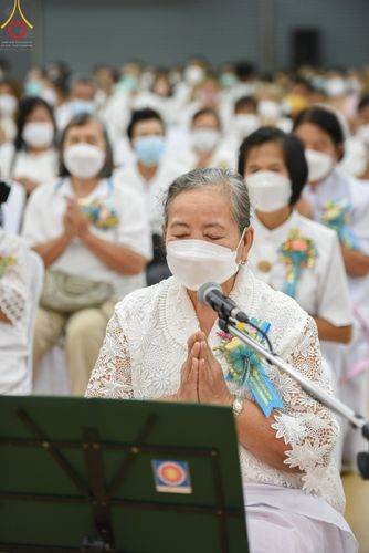 ภาพ No.49780:ประมวลภาพพิธีสักการะรูปหล่อพระมงคลเทพมุนี หลวงปู่วัดปากน้ำ ณ ห้างทวีกิจคอมเพล็กซ์ อ.เมือง จ.สระบุรี