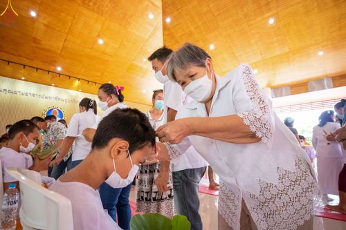 ภาพ No.44831:ประมวลภาพพิธีบรรพชา ในโครงการบรรพชาสามเณรฟื้นฟูพระพุทธศาสนาทั่วไทย ณ ศูนย์อบรมเยาวชนบางปะหัน