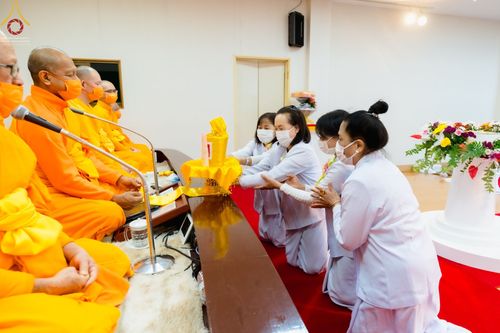 ภาพ No.56446:ประมวลภาพพิธีทอดกฐินสมโภชพระประธาน ณ วัดพระธรรมกายโทชิหงิ ประเทศญี่ปุ่น