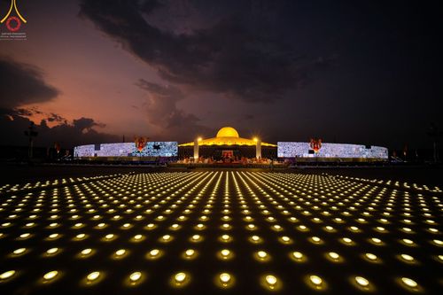ภาพ No.44996:ประมวลภาพพิธีจุดประทีป​ วันคุ้ม​ครองโลก ณ วัดพระธรรมกาย