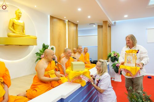 ภาพ No.55707:ประมวลภาพพิธีทอดกฐินสามัคคี ณ วัดพุทธเคปทาวน์ ​สาธารณรัฐ​แอฟริกาใต้​  (วันที่ 23 ตุลาคม พ.ศ. 2565)