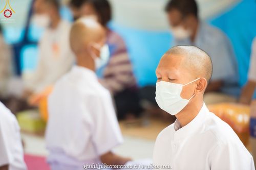ภาพ No.39476:พิธีตัดปอยผม ปลงผม ขอขมารับผ้าไตรและพิธีบรรพชา ในโครงการอุปสมบท บูชาธรรมมหาปูชนียาจารย์ ประจำปี 2564  ชุดที่ 2