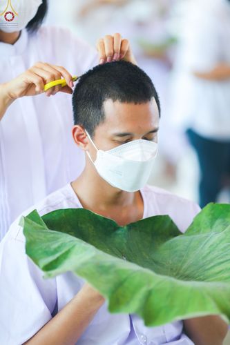 ภาพ No.56732:พิธีปลงผมนาคธรรมทายาท โครงการอุปสมบทบูชาธรรม มหาปูชนียาจารย์ประจำปี 2565 ณ สภาธรรมกายสากล วัดพระธรรมกาย