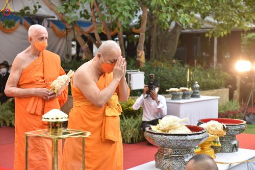 ภาพ No.51891:พิธีพระราชทานเพลิงศพพระเทพวรเวที (บุญศรี ปุญฺญสิริ น.ธ.เอก, ป.ธ.๔) อดีตผู้ช่วยเจ้าอาวาสวัดปากน้ำ 