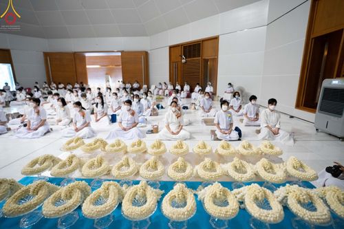 ภาพ No.50555:ประมวลภาพพิธีทอดผ้าป่าระบบไฟฟ้าถาวร ณ ศูนย์ปฏิบัติธรรมพระมงคลเทพมุนี