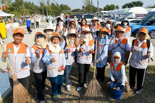 ภาพ No.110906:V.9 กล้าเก่ง การเตรียมงาน เก็บงาน การรับบุญของเจ้าหน้าที่หน่วยงานต่างๆ เพื่อโครงการธรรมยาตรา กตัญญูบูชามหาปูชนียาจารย์ พระมงคลเทพมุนี (สด จนฺทสโร) พระผู้ปราบมาร อนุสรณ์สถาน 7 แห่ง ปีที่ 12 ระหว่างวันที่ 2 - 31 มกราคม พ.ศ.2567