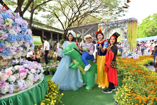 ภาพ No.111287:กิจกรรมงานวันเด็กแห่งชาติ รวมพลังเด็กเก่งและดี สร้างความดีสากล ปีที่ 6 ร่วมจัดโดย เทศบาลเมืองท่าโขลง พุทธสมาคมปทุมธานี องค์การบริหารส่วนตำบลคลองสาม ณ วัดพระธรรมกาย จ.ปทุมธานี วันที่ 13 มกราคม พ.ศ. 2567