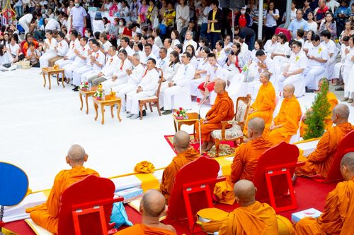 ภาพ No.245306:วันอาทิตย์ที่ 14 กันยายน พ.ศ. 2568 ตักบาตรพระ 555 รูป มหากุศล  น้อมถวายเป็นพุทธบูชา ณ หอนาฬิกาเบตง อ.เบตง จ.ยะลา