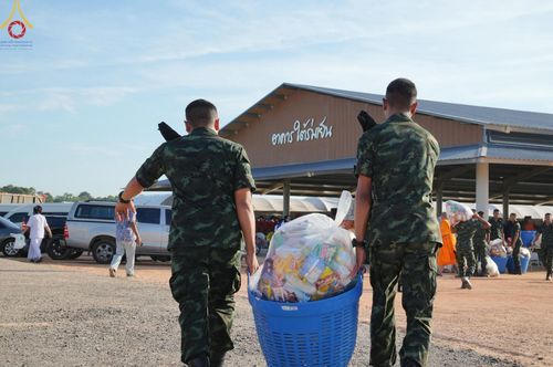 ภาพ No.211973:วันจันทร์ที่ 17 มีนาคม พ.ศ. 2568 พิธีตักบาตรพระกว่า 300 รูป ฉลองพิธีประดิษฐานพระบรมสารีริกธาตุ ณ ปทุมเจดีย์ เจดีย์พระพุทธเจ้า 5 พระองค์ ศูนย์อบรมเยาวชนปัตตานี บ้านโคกดีปลี ตำบลตุยง อำเภอหนองจิก จังหวัดปัตตานี