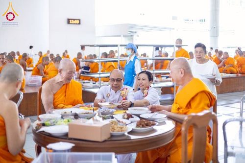 ภาพ No.253589:วันอังคารที่ 7 ตุลาคม พ.ศ.2568 (วันพระ ขึ้น 15 ค่ำ เดือน 11) พิธีบุพเปตพลี ครั้งที่ 171 ร่วมอุทิศบุญแด่หมู่ญาติที่ล่วงลับไปแล้ว และสืบทอดอายุพระพุทธศาสนา ณ หอฉันคุณยายอาจารย์ฯ วัดพระธรรมกาย