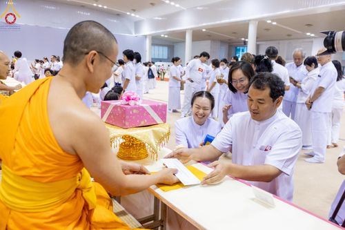 ภาพ No.58012:พิธีมุทิตาสักการะพระสังฆาธิการ ผู้ที่ได้รับพระราชทานเลื่อนและตั้งสมณศักดิ์ ปีพุทธศักราช 2567 วันอาทิตย์ที่ 28 เมษายน พ.ศ. 2567 ณ วัดพระธรรมกาย จ.ปทุมธานี