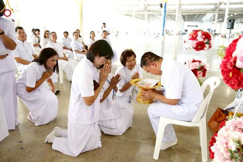 ภาพ No.223206:วันที่ 2 -10 พฤษภาคม พ.ศ. 2568 พิธีตัดปอยผม ปลงผม พิธีขอขมาลาอุปสมบทอุทิศชีวิต ของอุบาสก พิสิทธิ์ หมื่นแกล้ว  ณ วัดพระธรรมกาย