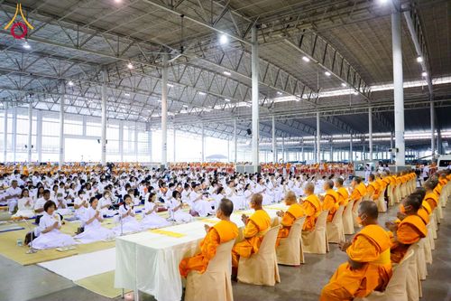ภาพ No.121621:พิธีถวายภัตตาหารเป็นสังฆทาน แด่คณะพระธรรมยาตรา ปีที่ 12 วันที่ 31 มกราคม พ.ศ. 2567 ณ สภาธรรมกายสากล วัดพระธรรมกาย