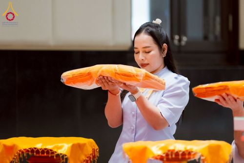 ภาพ No.244592:วันเสาร์ที่ 6 กันยายน พ.ศ. 2568 พิธีเวียนประทักษิณ และวันทาสีมาของนาคธรรมทายาท โครงการอุปสมบทหมู่บูชาธรรมครบรอบ 108 ปี วันครูผู้ค้นพบวิชชาธรรมกาย ณ โบสถ์พระไตรปิฎก วัดพระธรรมกาย