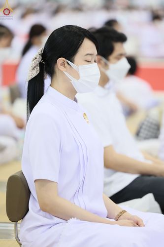 ภาพ No.75613:วัดพระธรรมกายจัด งานบุญวันอาทิตย์ต้นเดือน  มีกิจกรรมดังนี้ พิธีตักบาตร, พิธีบูชาข้าวพระ พระธรรมยาตรารับประกาศนียบัตร โครงการธรรมยาตราฯ ปีที่ 11 ในวันที่ 5 กุมภาพันธ์ พ.ศ. 2566 ณ วัดพระธรรมกาย อ.คลองหลวง จ.ปทุมธานี