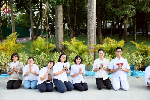 ภาพ No.233202:วันที่ 11 กรกฏาคม พ.ศ. 2568 พิธีอธิษฐานพรรษา ของคณะสงฆ์ ณ โบสถ์พระไตรปิฎก วัดพระธรรมกาย ต.คลองสาม อ.คลองหลวง จ.ปทุมธานี