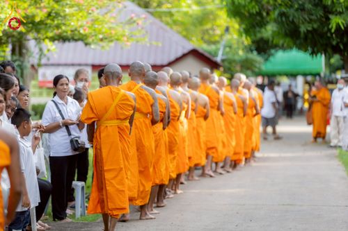 ภาพ No.231847:วันเสาร์ ที่ 5 กรกฎาคม พ.ศ. 2568 พิธีบรรพชา อุปสมบท โครงการอุปสมบท บูชาธรรมมหาปูชนียาจารย์ รุ่นเข้าพรรษา ณ วัดเกาะแก้วประชานุรักษ์ อ.วังทอง  จ.พิษณุโลก