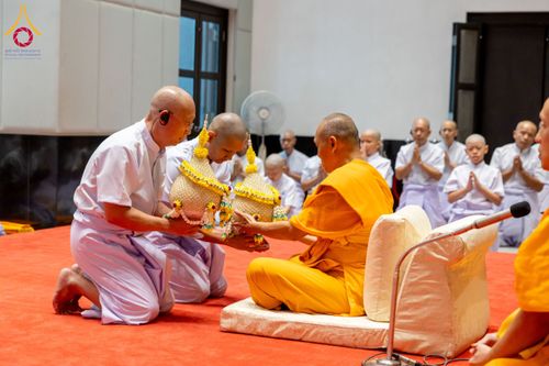 ภาพ No.144143:พิธีบรรพชาอุปสมบทหมู่ พระธรรมทายาทนานาชาติ(ภาษาจีน) รุ่น 19 ณ วัดพระธรรมกาย จ.ปทุมธานี วันเสาร์ที่ 13 กรกฎาคม พ.ศ. 2567