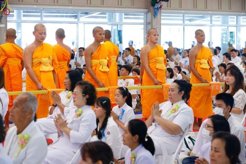 ภาพ No.128915:พิธีทอดผ้าป่าฉลองมหารัตนเจดีย์สิริปทุมสวรรค์ ณ ศูนย์ปฏิบัติธรรมภาคใต้ อ.บางกล่ำ จ.สงขลา วันที่ 10 มีนาคม พ.ศ. 2567