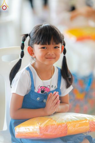 ภาพ No.131647:พิธีร่วมบุญบรรพชาสามเณร 5,000 รูป ณ บ้านแก้วเรือนทองคุณยาย สภาธรรมกายสากล วัดพระธรรมกาย วันเสาร์ที่ 23 มีนาคม พ.ศ. 2567