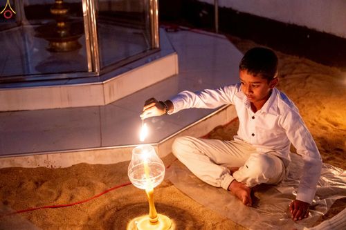 ภาพ No.230013:วันที่ 4 และ 12 พฤษภาคม พ.ศ. 2568 พิธีจุดวิสาขประทีป ถวายเป็นพุทธบูชา ณ วัดสุภัทรารามา มหาวิหาร เมืองบาดุลลา ประเทศศรีลังกา