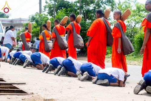 ภาพ No.226307:วันที่ 7-10 พฤษภาคม พ.ศ. 2568 โครงการเดินธรรมยาตรา สยาม-ลังกา ธรรมยาตรา ฉลองเทศกาลวิสาขบูชาแห่งชาติ ศรีลังกา บูชาธรรม 81 ปี หลวงพ่อธัมมชโย เมืองนูวราอิลิยา ประเทศศรีลังกา