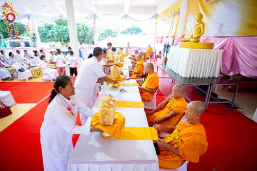 ภาพ No.274684:วันอาทิตย์ที่ 23 พฤศจิกายน พ.ศ. 2568 พิธีทอดผ้าป่าสามัคคี เพื่อระดมทุนสร้างกุฏิที่พักสามเณร ณ ศูนย์ปฏิบัติธรรมสวนผึ้ง จ.ราชบุรี